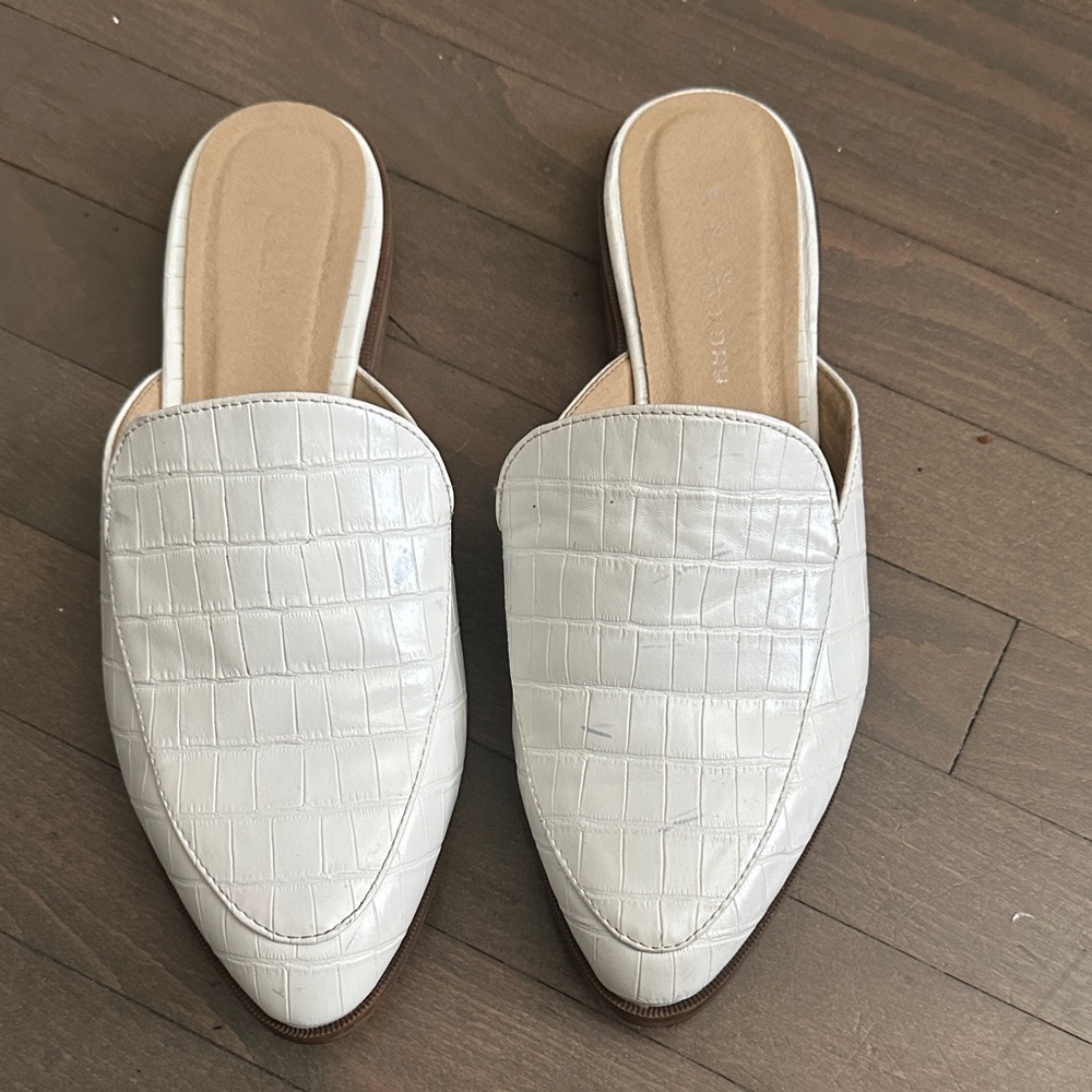 Chinese Laundry Cream Croc-Embossed Mules